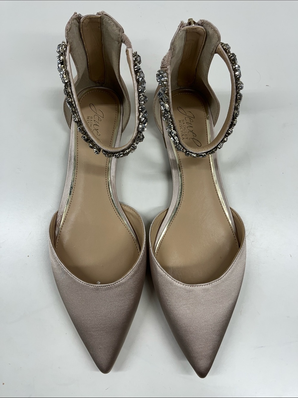 Badgley Mischka Cassidy Champagne Satin Rhinestone Pointed-Toe Flats Size 9.5 - Picture 4 of 8